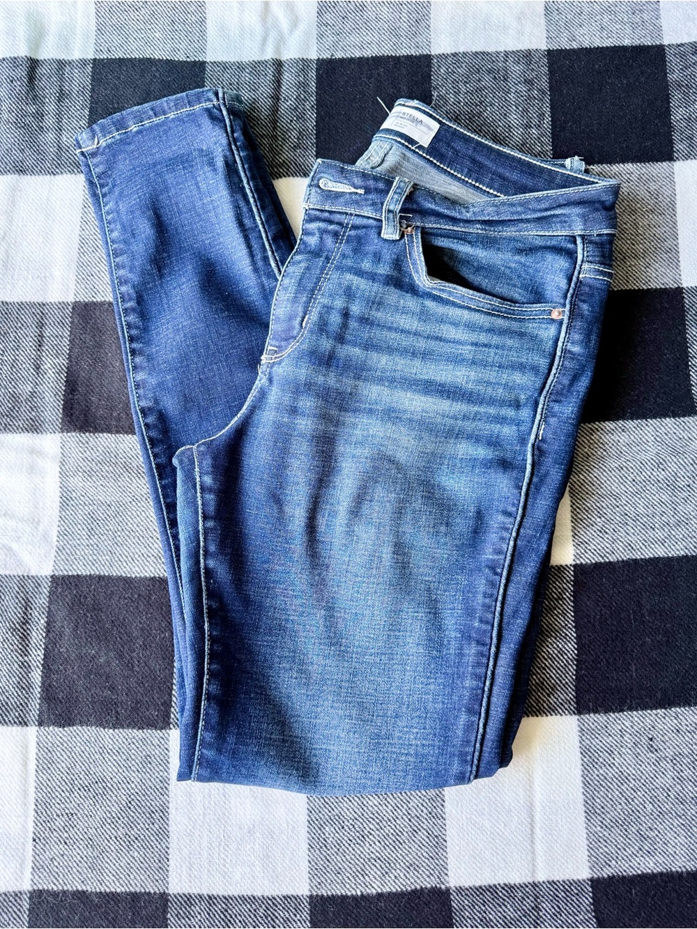 BKE  Women’s Blue Stretch Skinny Jeans - Classic Indigo